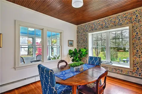 61 Mulberry Road Bristol RI 02809