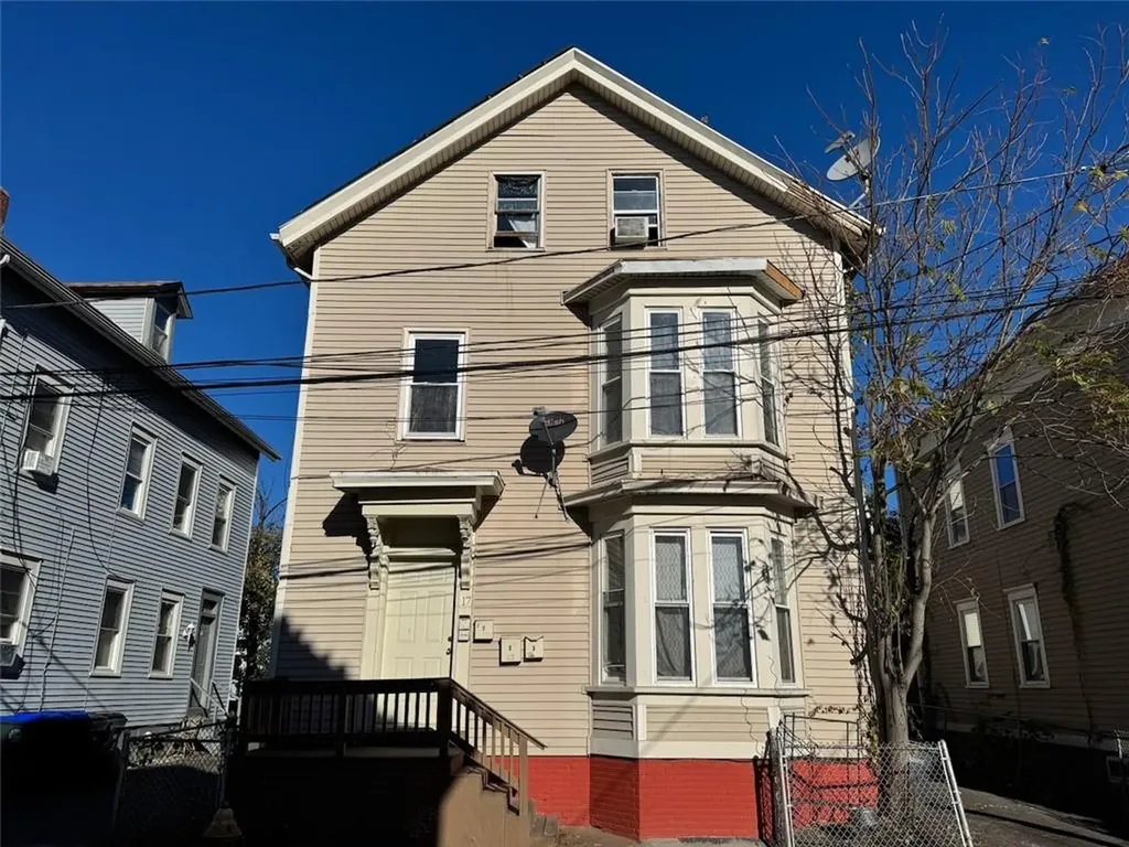 17 Alma Street Providence RI 02908