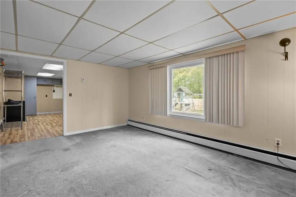 78 Arnold Road Coventry RI 02816
