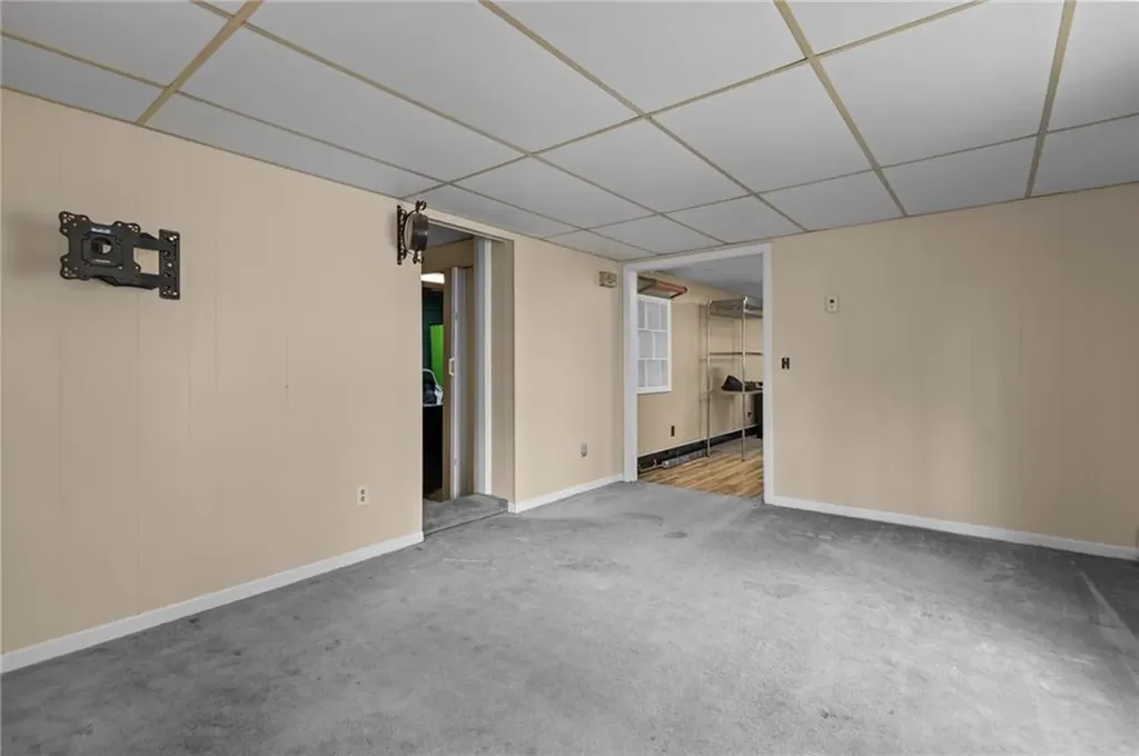 78 Arnold Road Coventry RI 02816