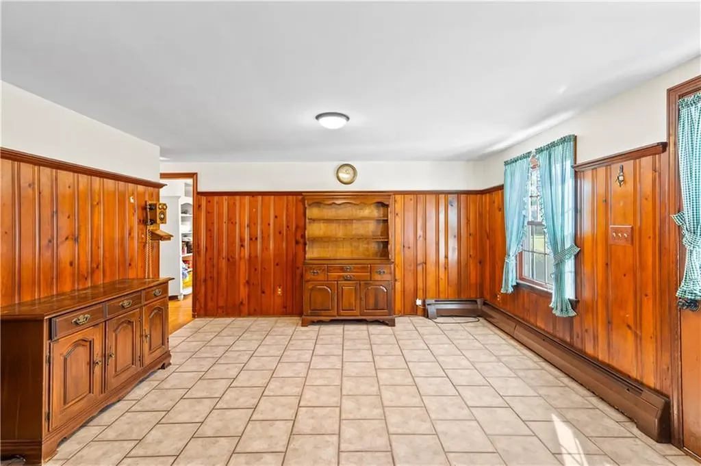 4 Tattersall Drive Lincoln RI 02865