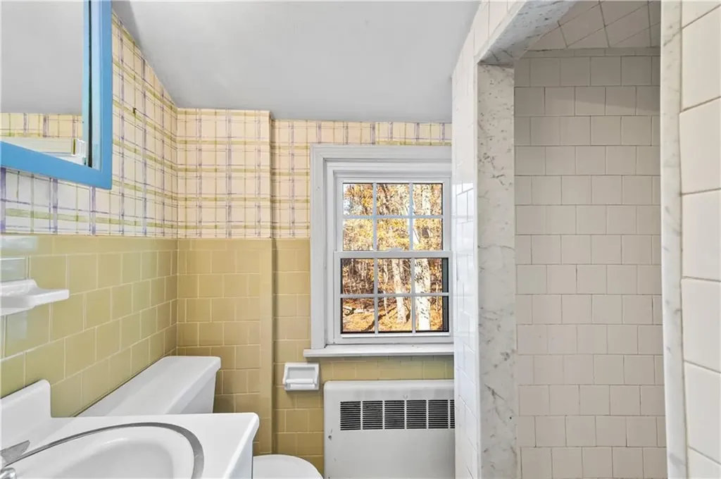 4 Tattersall Drive Lincoln RI 02865
