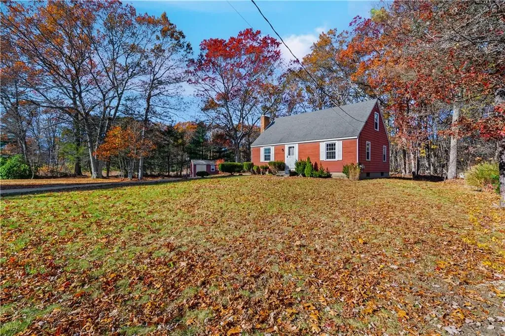 4 Tattersall Drive Lincoln RI 02865