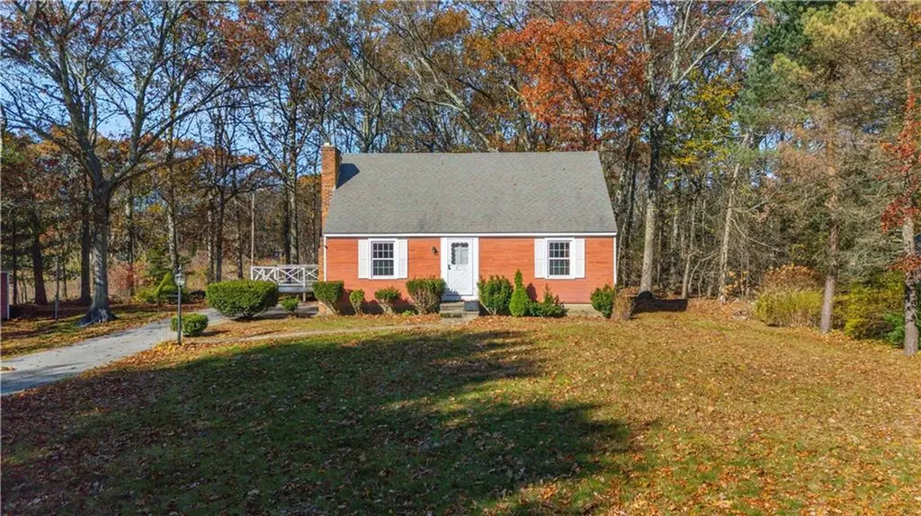 4 Tattersall Drive Lincoln RI 02865