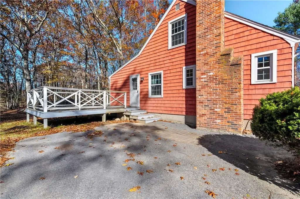 4 Tattersall Drive Lincoln RI 02865