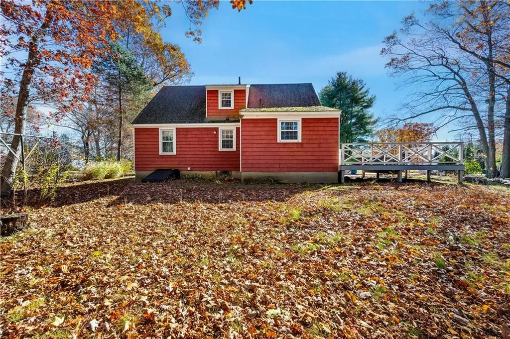 4 Tattersall Drive Lincoln RI 02865