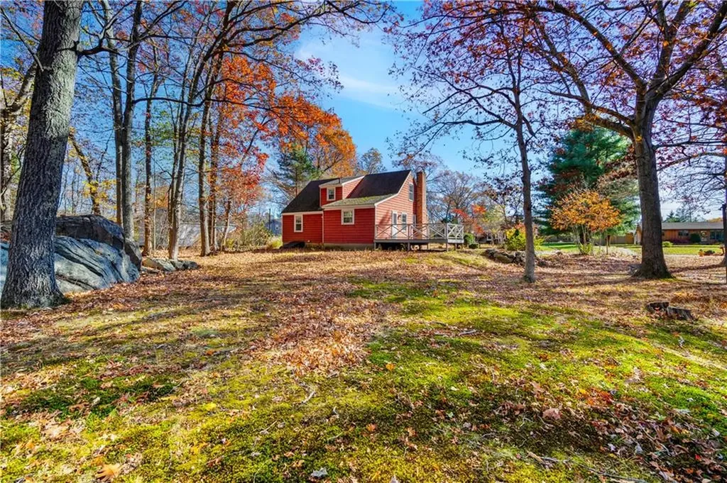 4 Tattersall Drive Lincoln RI 02865