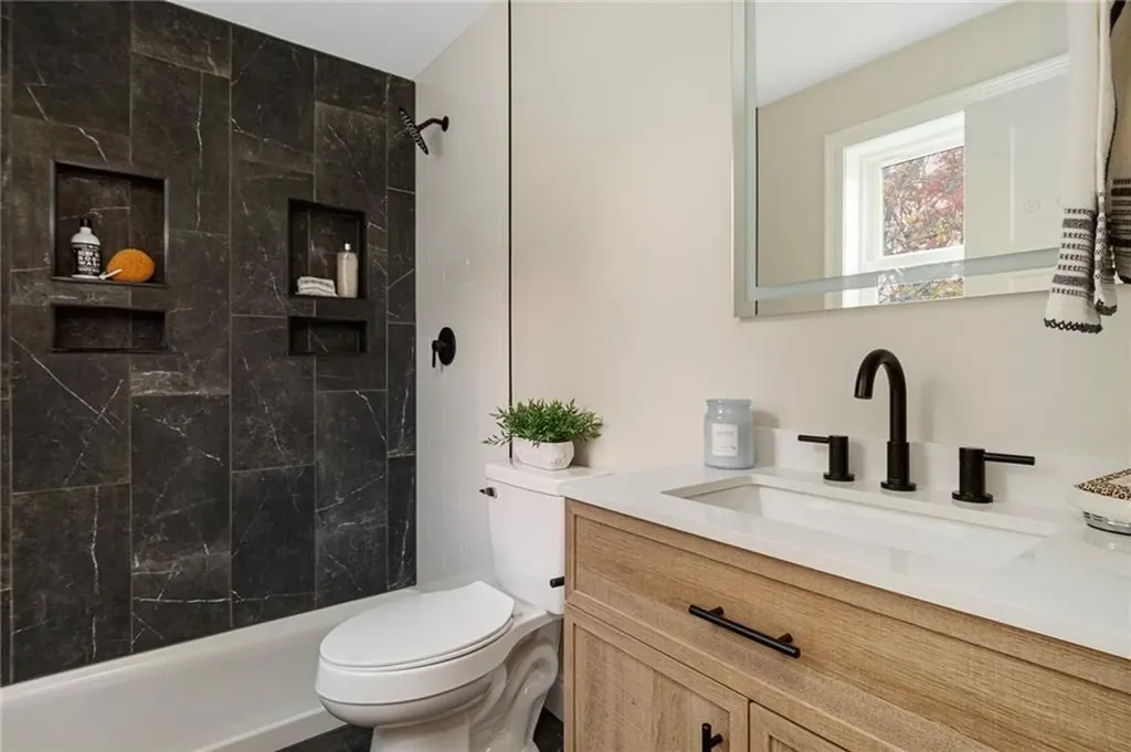 183 Shand Avenue Warwick RI 02889