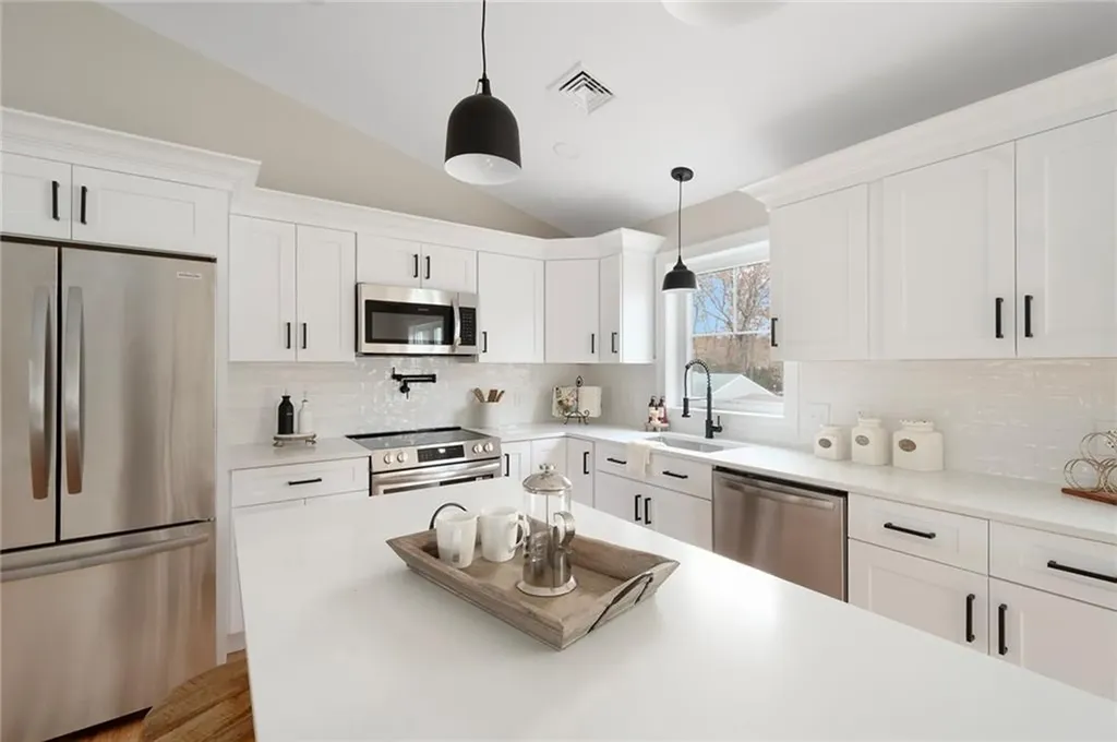 183 Shand Avenue Warwick RI 02889