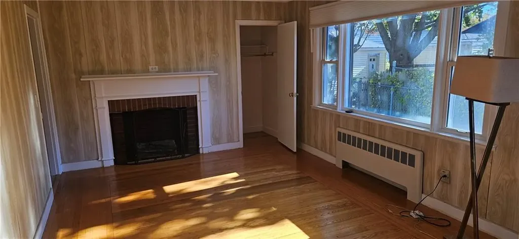 5 Booth Avenue East Providence RI 02915