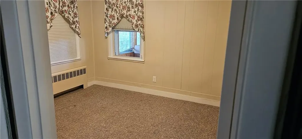 5 Booth Avenue East Providence RI 02915