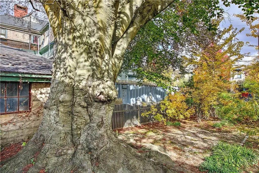 253 Knight Street Providence RI 02909