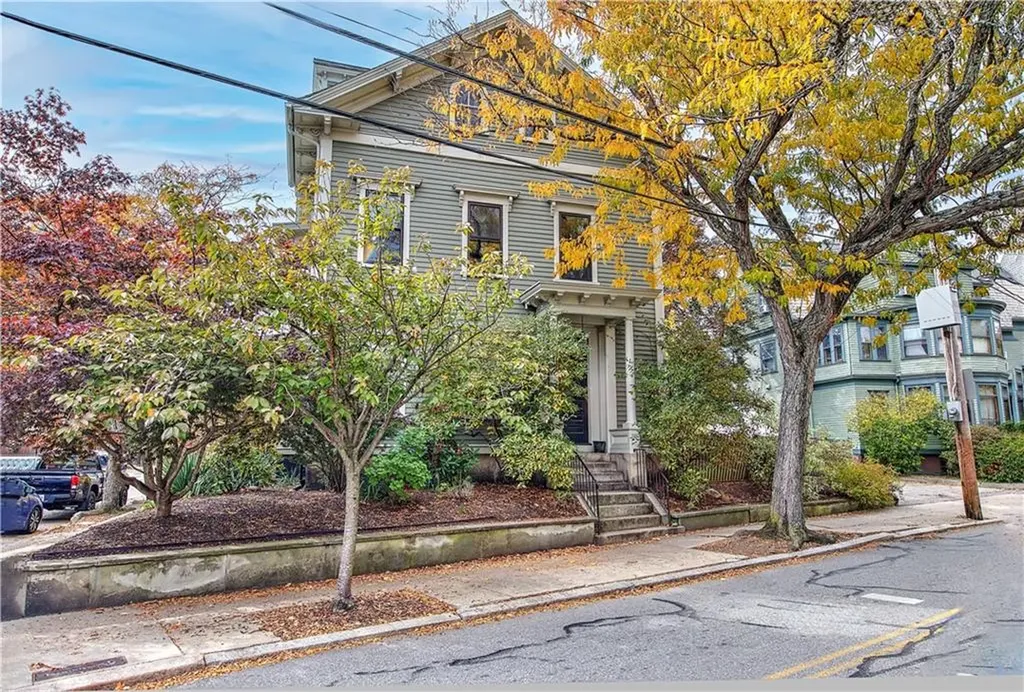 253 Knight Street Providence RI 02909