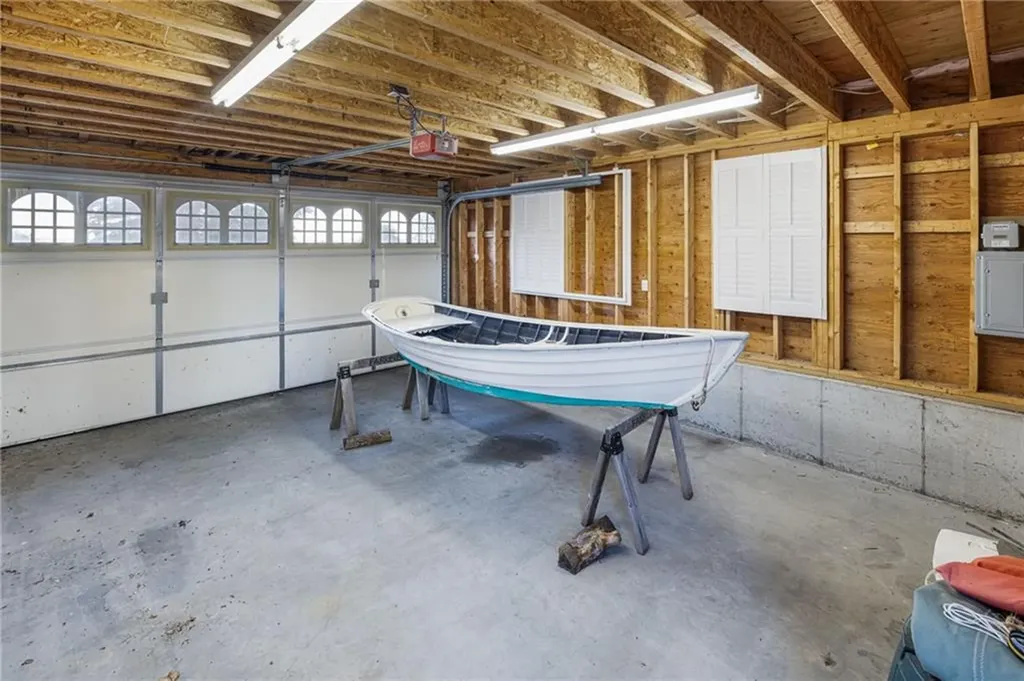 39 Walcott Avenue Jamestown RI 02835