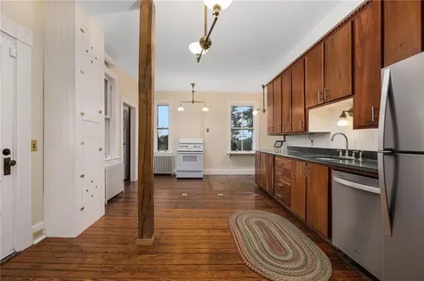 39 Walcott Avenue Jamestown RI 02835