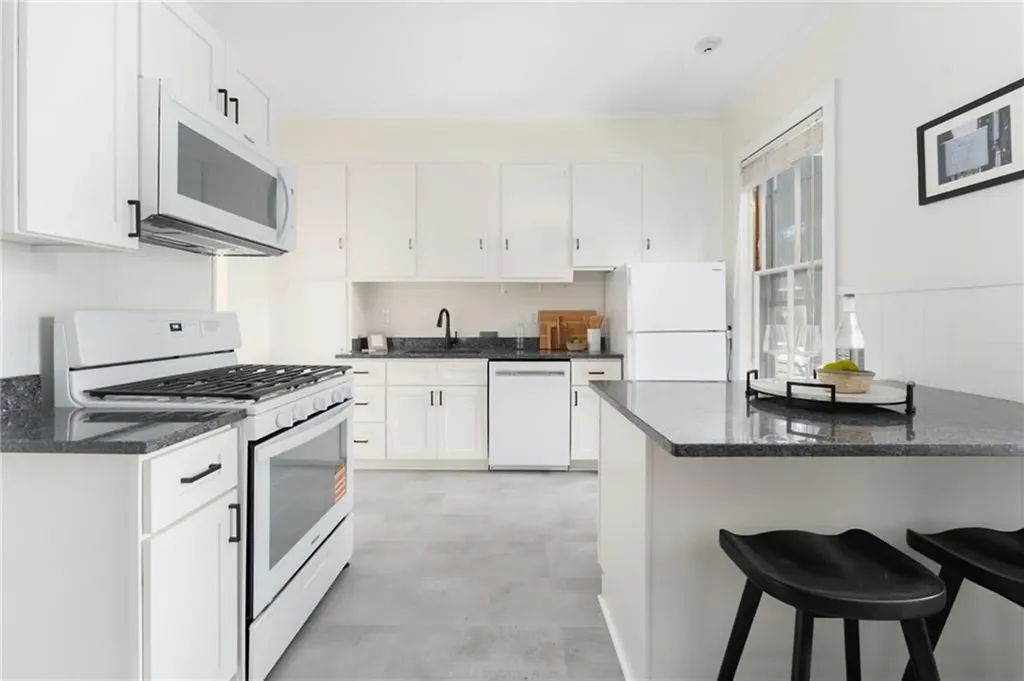 43 Chapin Avenue Providence RI 02909