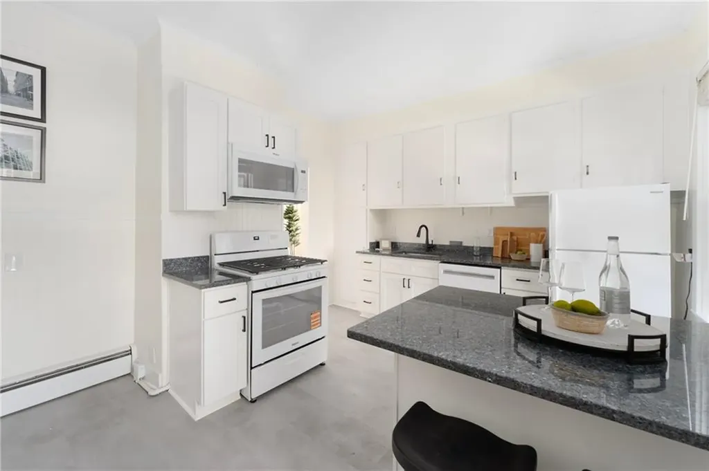 43 Chapin Avenue Providence RI 02909