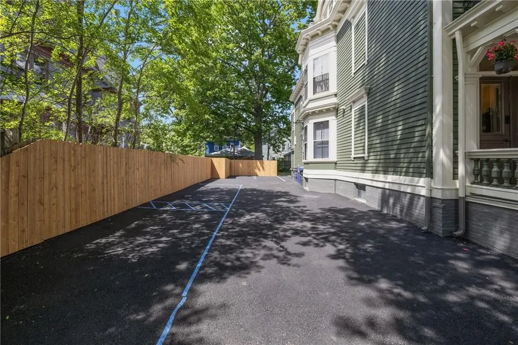 43 Chapin Avenue Providence RI 02909