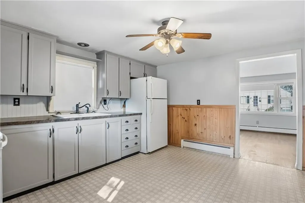 83 Greeley Street Pawtucket RI 02861