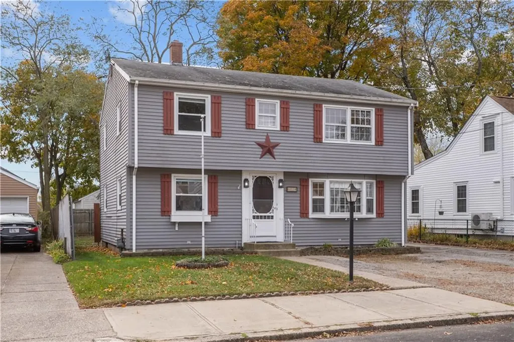 83 Greeley Street Pawtucket RI 02861