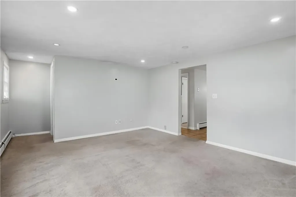 83 Greeley Street Pawtucket RI 02861