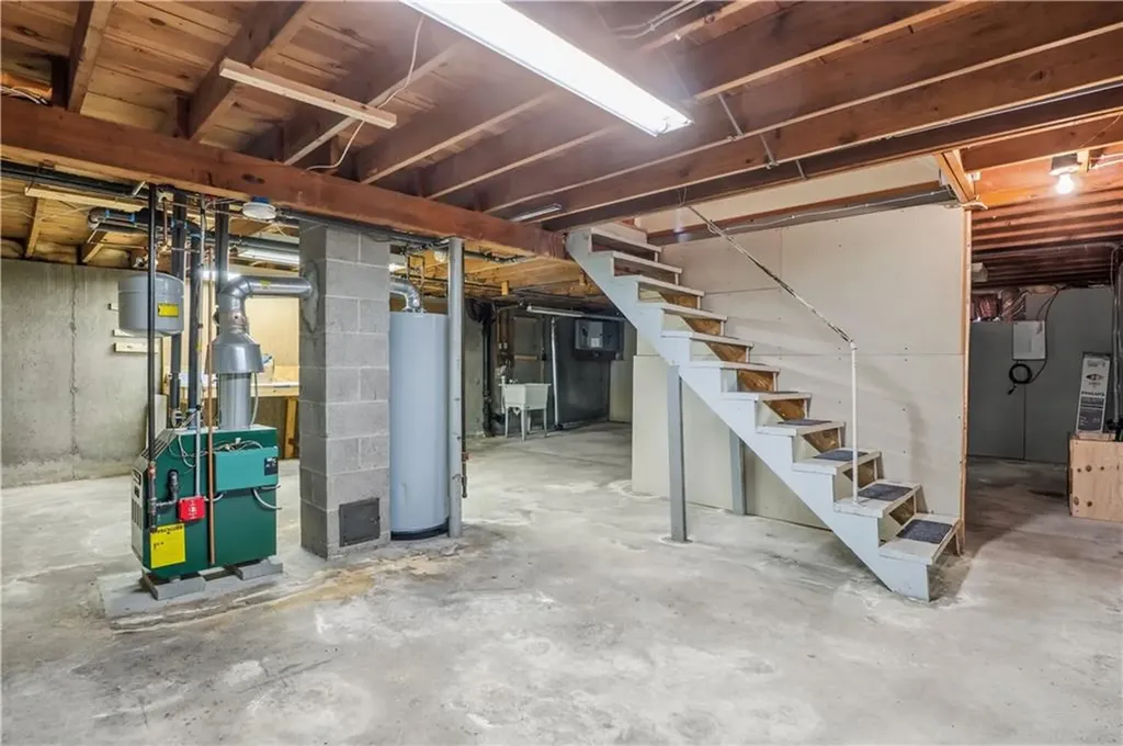 83 Greeley Street Pawtucket RI 02861
