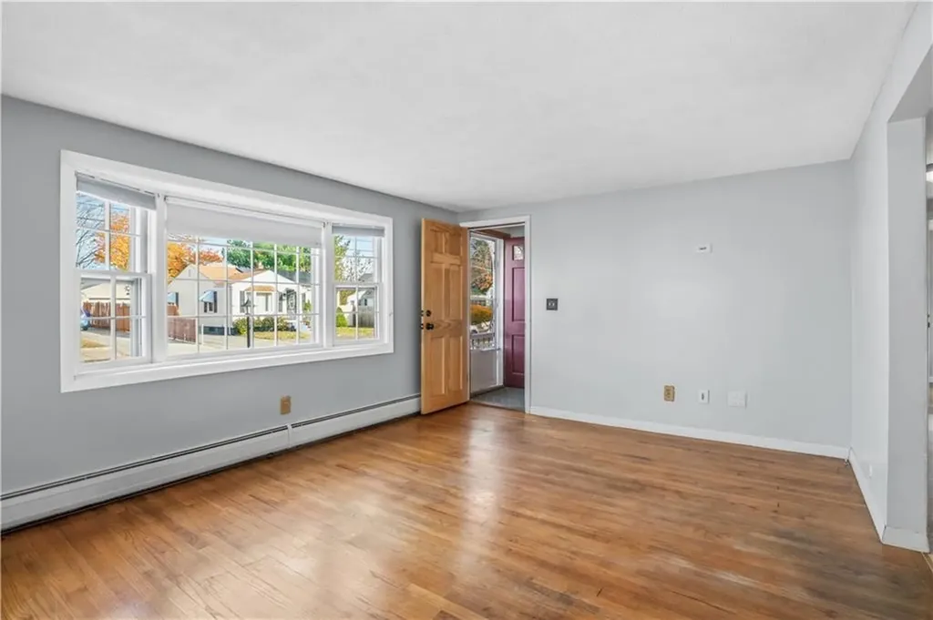 83 Greeley Street Pawtucket RI 02861