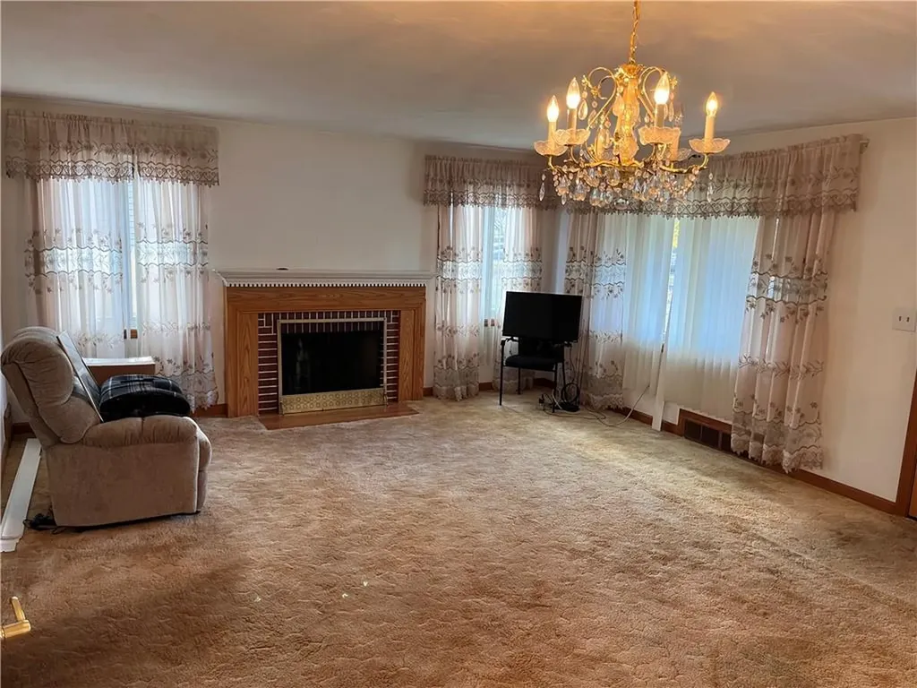 85 Rice Street Pawtucket RI 02861