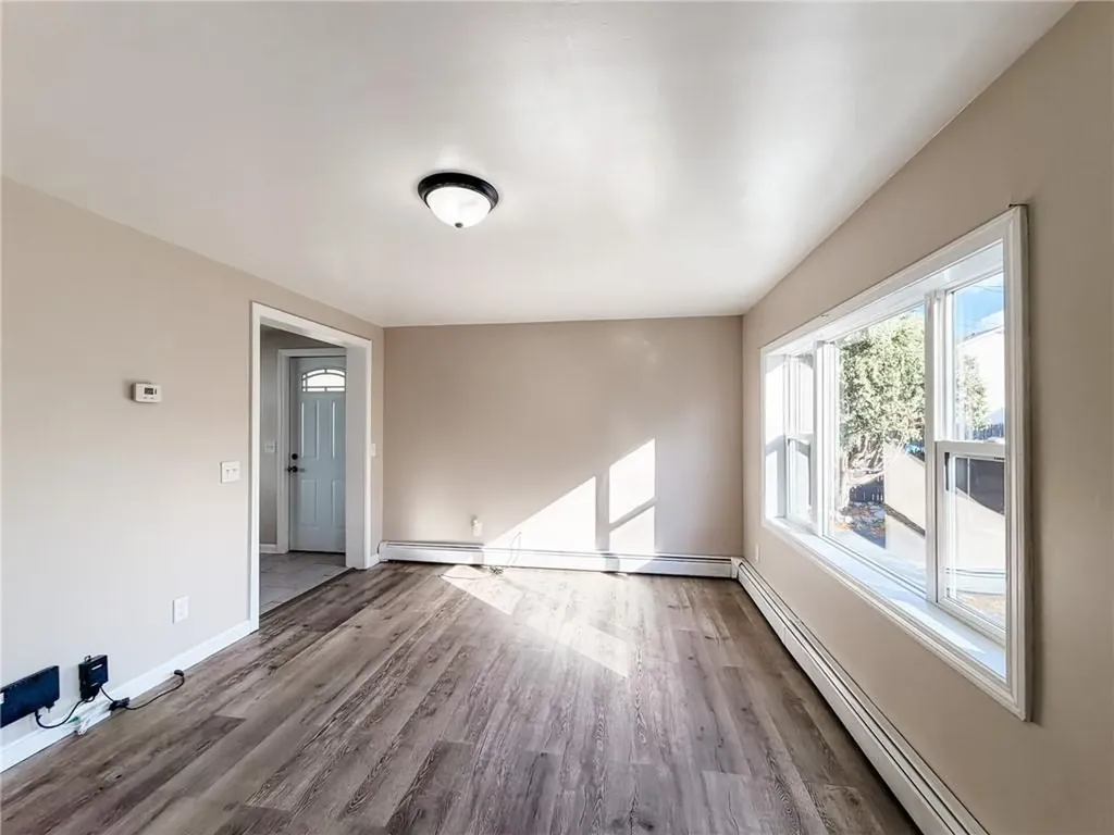 56 Hyacinth Street Providence RI 02904