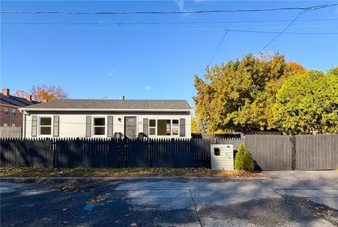 56 Hyacinth Street Providence RI 02904