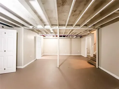 56 Hyacinth Street Providence RI 02904