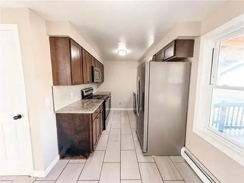 56 Hyacinth Street Providence RI 02904