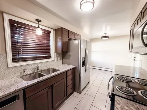 56 Hyacinth Street Providence RI 02904