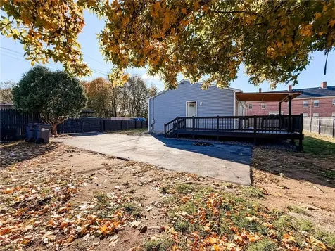 56 Hyacinth Street Providence RI 02904