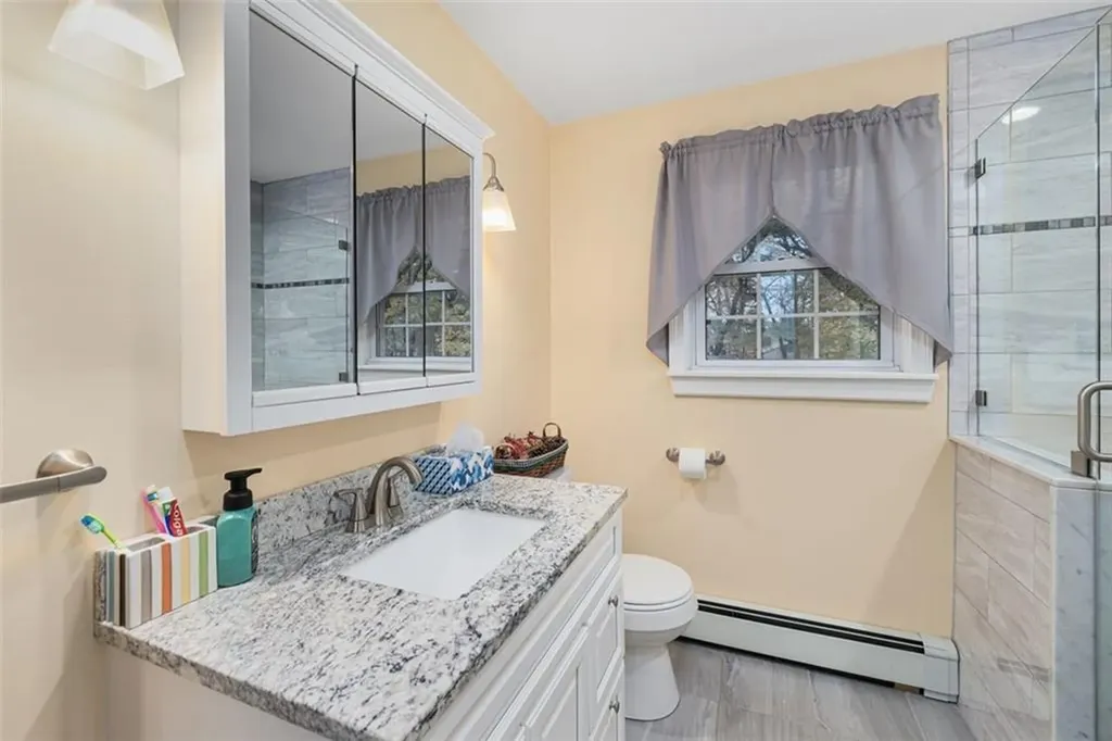 128 Old River Road Lincoln RI 02865