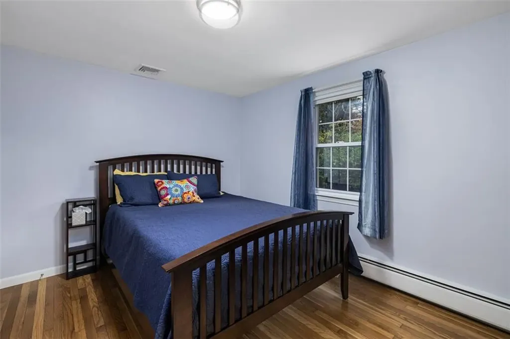128 Old River Road Lincoln RI 02865