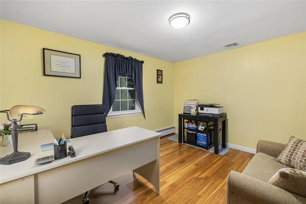 128 Old River Road Lincoln RI 02865