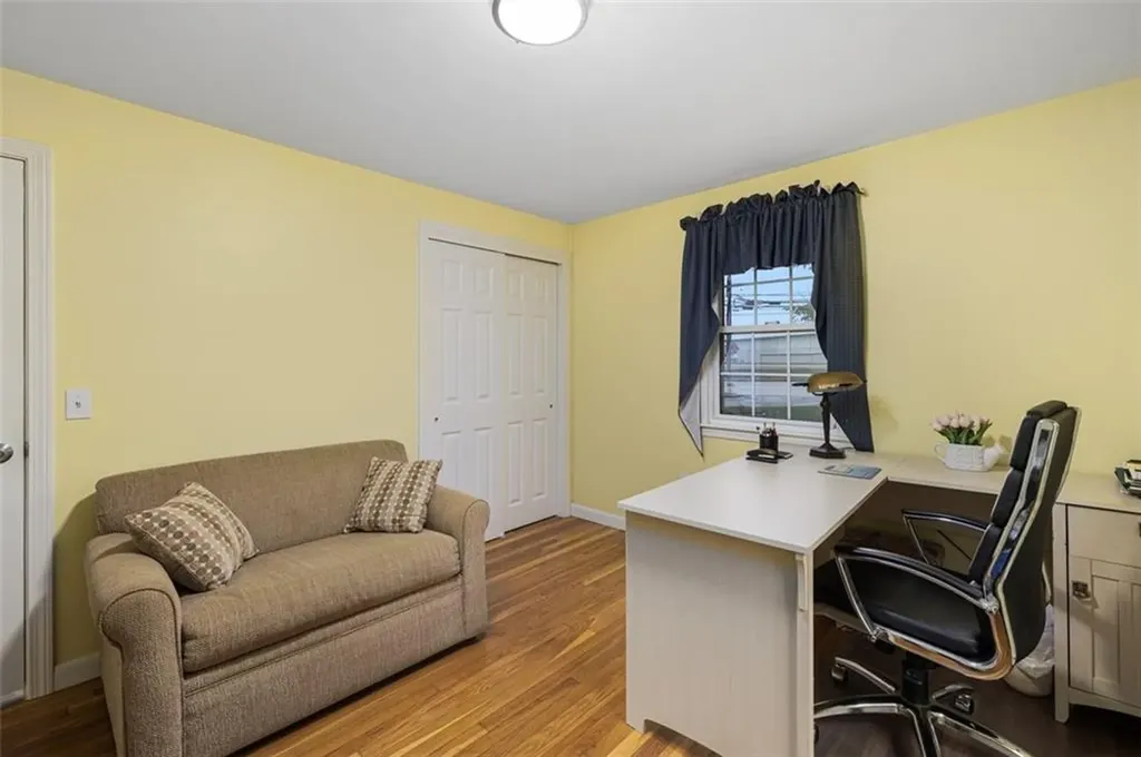 128 Old River Road Lincoln RI 02865