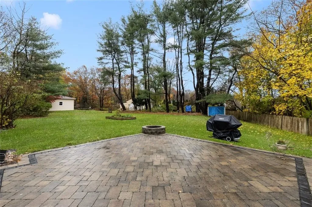 128 Old River Road Lincoln RI 02865