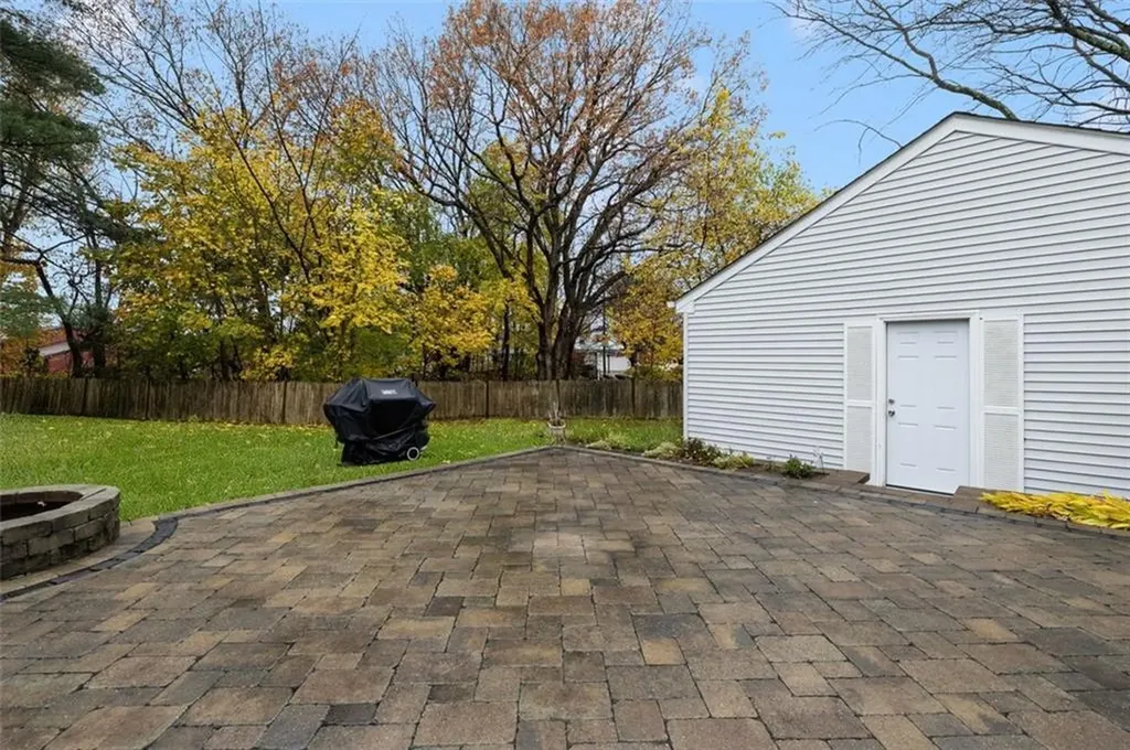 128 Old River Road Lincoln RI 02865