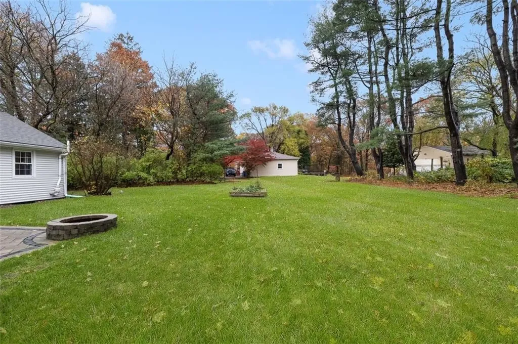 128 Old River Road Lincoln RI 02865