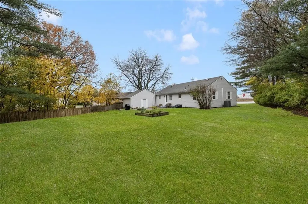 128 Old River Road Lincoln RI 02865
