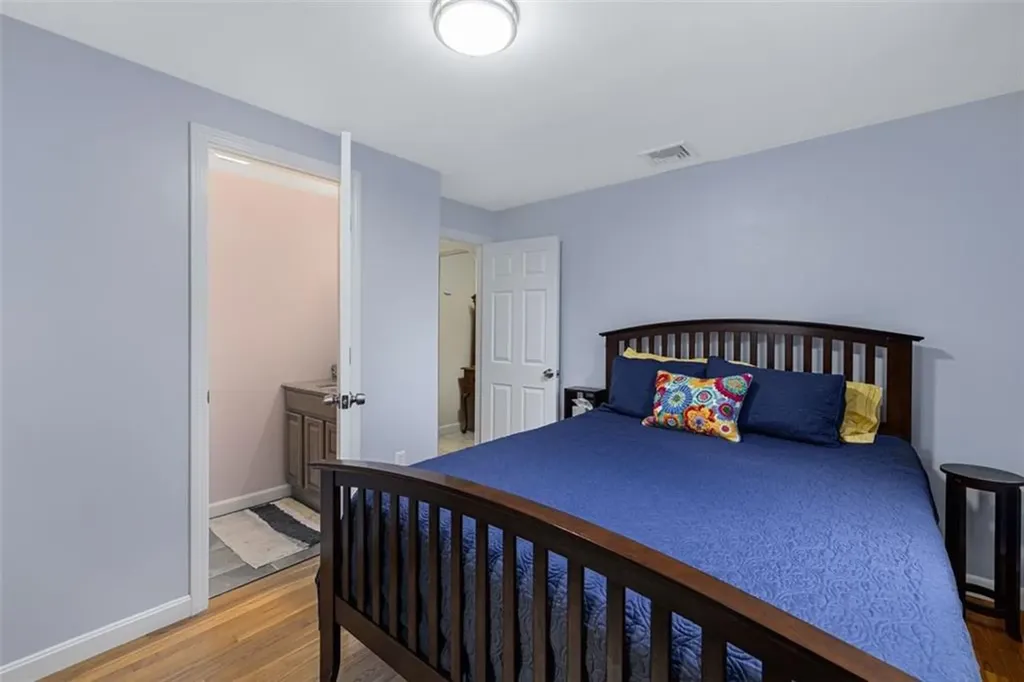 128 Old River Road Lincoln RI 02865