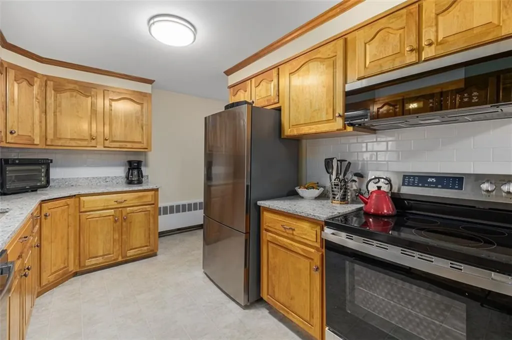 128 Old River Road Lincoln RI 02865