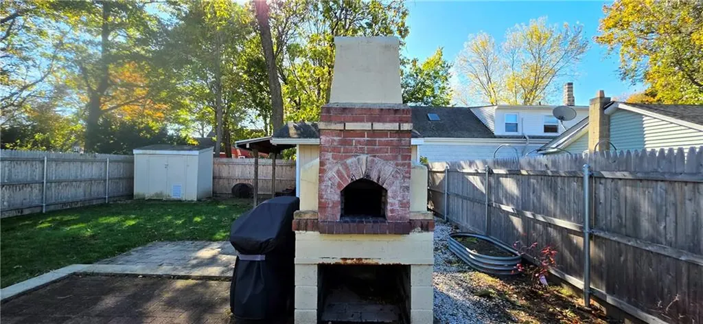 76 Kenway Avenue Warwick RI 02889