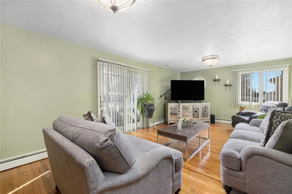 46 Forest View Drive North Providence RI 02904