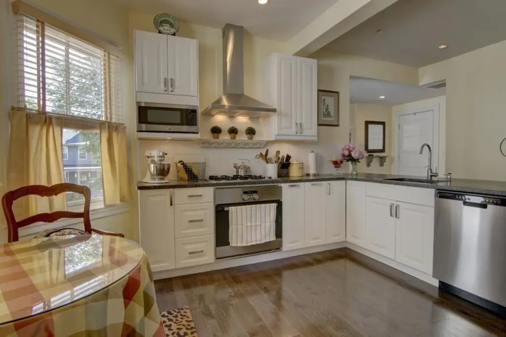 26 South Angell Street Providence RI 02906