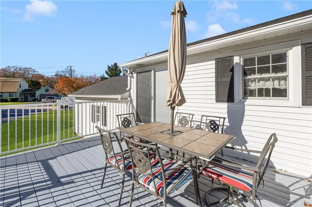 34 Silverwood Lane West Warwick RI 02893