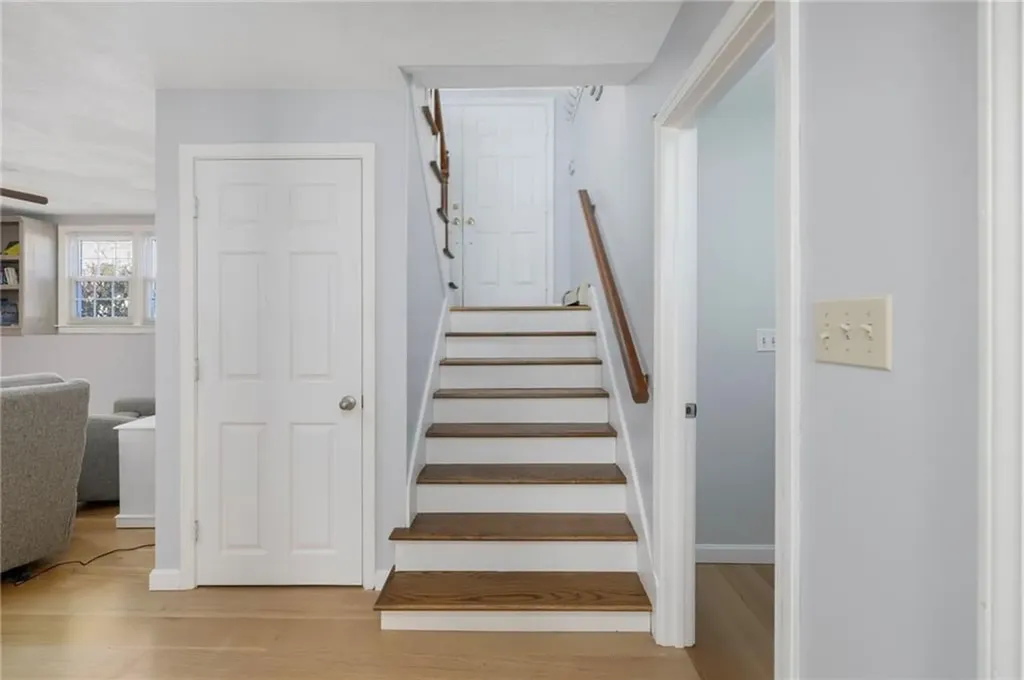 34 Silverwood Lane West Warwick RI 02893