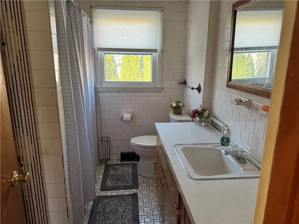 12 Devon Street Providence RI 02904